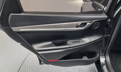 Hyundai Grandeur 2020, 83612 км, за 14626.53 USD - фото 25