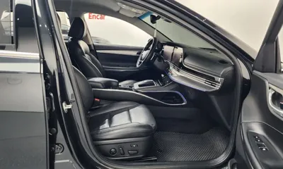 Hyundai Grandeur 2020, 83612 км, за 14626.53 USD - фото 26