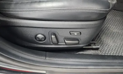 Hyundai Grandeur 2020, 83612 км, за 14626.53 USD - фото 40
