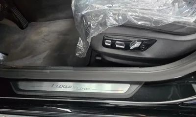 BMW 5-Series 2022, 33585 км, за 23893.92 USD - фото 29