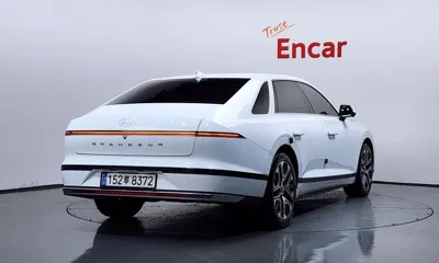 Hyundai Grandeur 2024, 20578 км, за 23077.41 USD