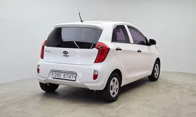 Kia Morning 2015, 97889 км, за 2214.98 USD
