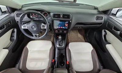 Volkswagen Jetta 2014, 114205 км, за 3216.49 USD - фото 7