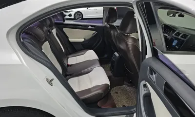 Volkswagen Jetta 2014, 114205 км, за 3216.49 USD - фото 11