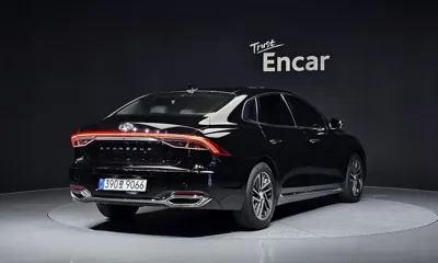 Hyundai Grandeur 2021, 161518 км, за 10208.13 USD