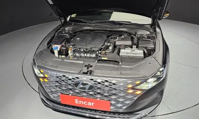 Hyundai Grandeur 2021, 161518 км, за 10208.13 USD - фото 6