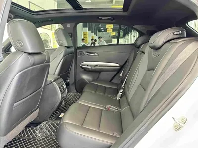 Cadillac XT4 2023, 74300 км, за 15750.92 USD
