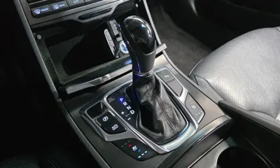 Hyundai Grandeur 2015, 107620 км, за 5842.2 USD - фото 9