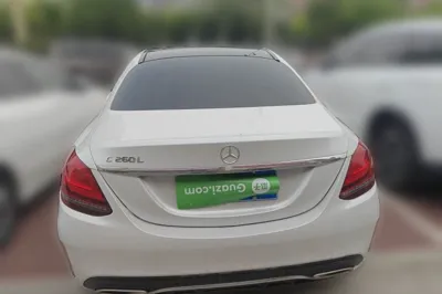 Mercedes-Benz C-Class 2019, 73100 км, за 17470 USD
