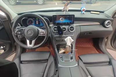 Mercedes-Benz C-Class 2019, 73100 км, за 17470 USD - фото 9
