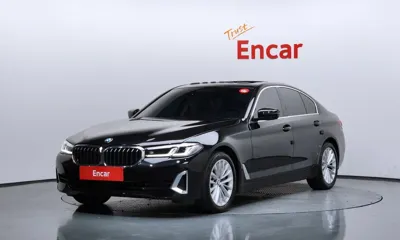 BMW 5-Series · 2022 год