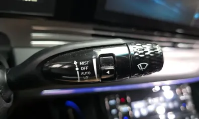 Hyundai Grandeur 2020, 151159 км, за 12827.37 USD - фото 27