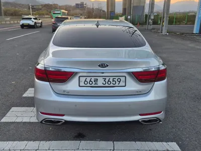 Kia K9 2016, 186554 км, за 5616.12 USD