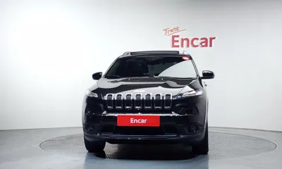 Jeep Cherokee 2016, 127552 км, за 4791.91 USD