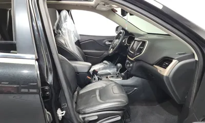 Jeep Cherokee 2016, 127552 км, за 4791.91 USD - фото 11
