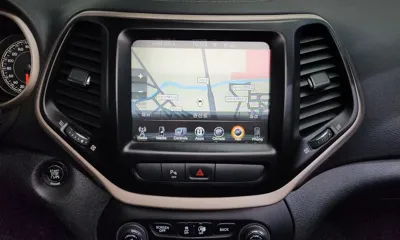 Jeep Cherokee 2016, 127552 км, за 4791.91 USD - фото 14