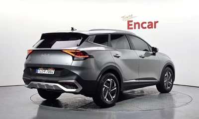 Kia Sportage 2023, 65749 км, за 16272.7 USD