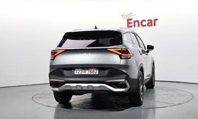 Kia Sportage 2023, 65749 км, за 16272.7 USD