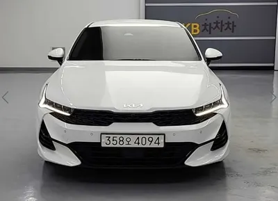 Kia K5 2023, 71776 км, за 22784.39 USD