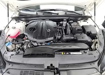 Kia K5 2023, 71776 км, за 22784.39 USD