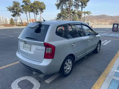 Kia Carens 2007, 152945 км, за 1778.16 USD