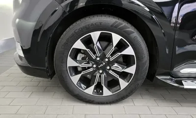Kia Canival 2023, 61316 км, за 26142.92 USD