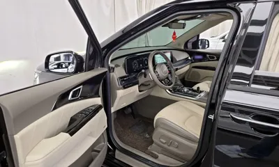 Kia Canival 2023, 61316 км, за 26142.92 USD - фото 10