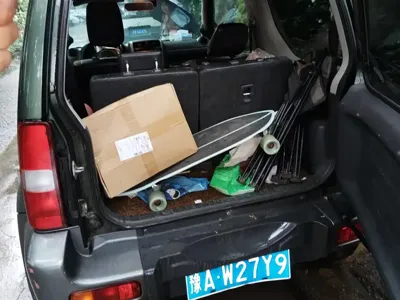 Suzuki Jimny 2015, 132800 км, за 11640.06 USD