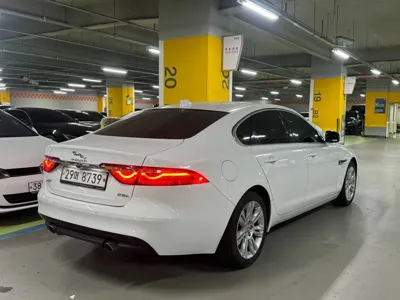 Jaguar XF 2018, 84541 км, за 8782.21 USD