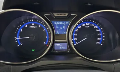 Hyundai Veloster 2016, 133289 км, за 4335.26 USD - фото 8