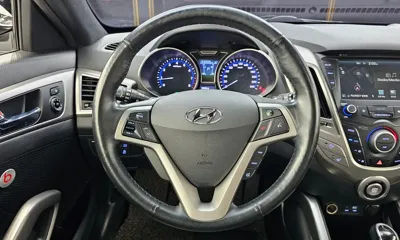 Hyundai Veloster 2016, 133289 км, за 4335.26 USD - фото 13