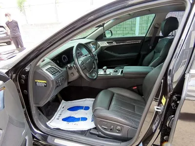 Genesis G80 2019, 56561 км, за 14267.11 USD
