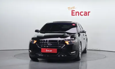Ford Taurus 2017, 120298 км, за 4297.71 USD