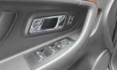 Ford Taurus 2017, 120298 км, за 4297.71 USD - фото 13