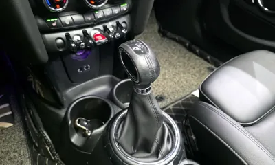 MINI Cooper 2017, 147206 км, за 4128.92 USD - фото 9