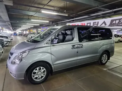 Hyundai Starex 2013, 163660 км, за 4413.96 USD