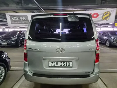 Hyundai Starex 2013, 163660 км, за 4413.96 USD