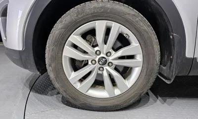 Kia Sorento 2015, 111117 км, за 5846.03 USD