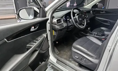 Kia Sorento 2015, 111117 км, за 5846.03 USD - фото 11
