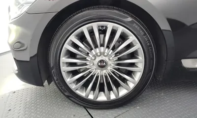 Kia K9 2019, 168311 км, за 10206.07 USD