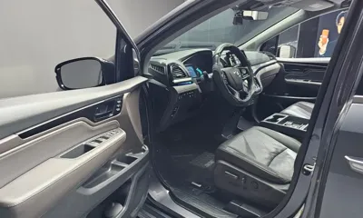 Honda Odyssey 2018, 178903 км, за 10401.09 USD - фото 10