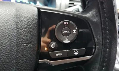 Honda Odyssey 2018, 178903 км, за 10401.09 USD - фото 16