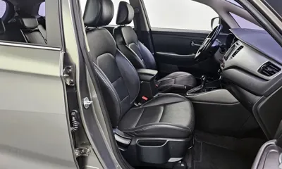 Kia Carens 2018, 122413 км, за 7214.13 USD - фото 10