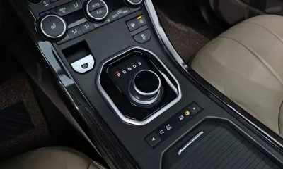 Land Rover Range Rover Evoque 2018, 107334 км, за 8500.72 USD - фото 9