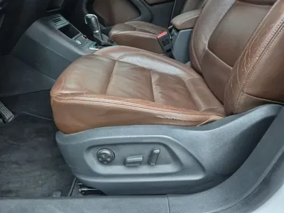 Volkswagen Tiguan 2016, 211001 км, за 3900.41 USD - фото 17