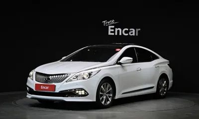 Hyundai Grandeur · 2015 год