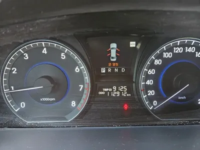 Hyundai Equus 2012, 112706 км, за 4294.68 USD - фото 15
