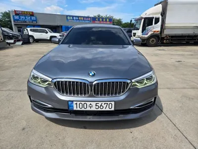 BMW 5-Series 2018, 157066 км, за 14319.2 USD