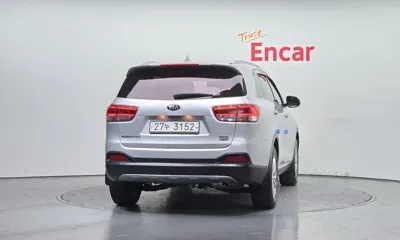 Kia Sorento 2015, 149605 км, за 6144.7 USD