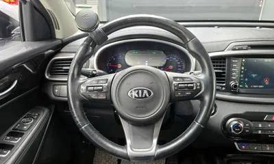 Kia Sorento 2015, 149605 км, за 6144.7 USD - фото 13